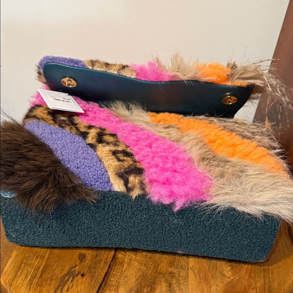 Kurt Geiger Faux Fur Large Kensington Shoulder Bag - Picture 8 of 8